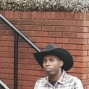 Meet your Posher, Reginald martinez